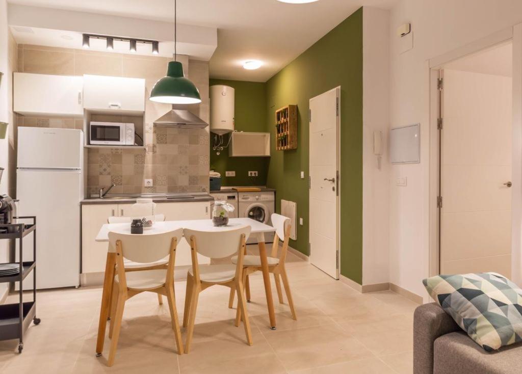 La Plaza-Colon, 1 Habitacion. فيلافرانكا دي لوس باروس المظهر الخارجي الصورة
